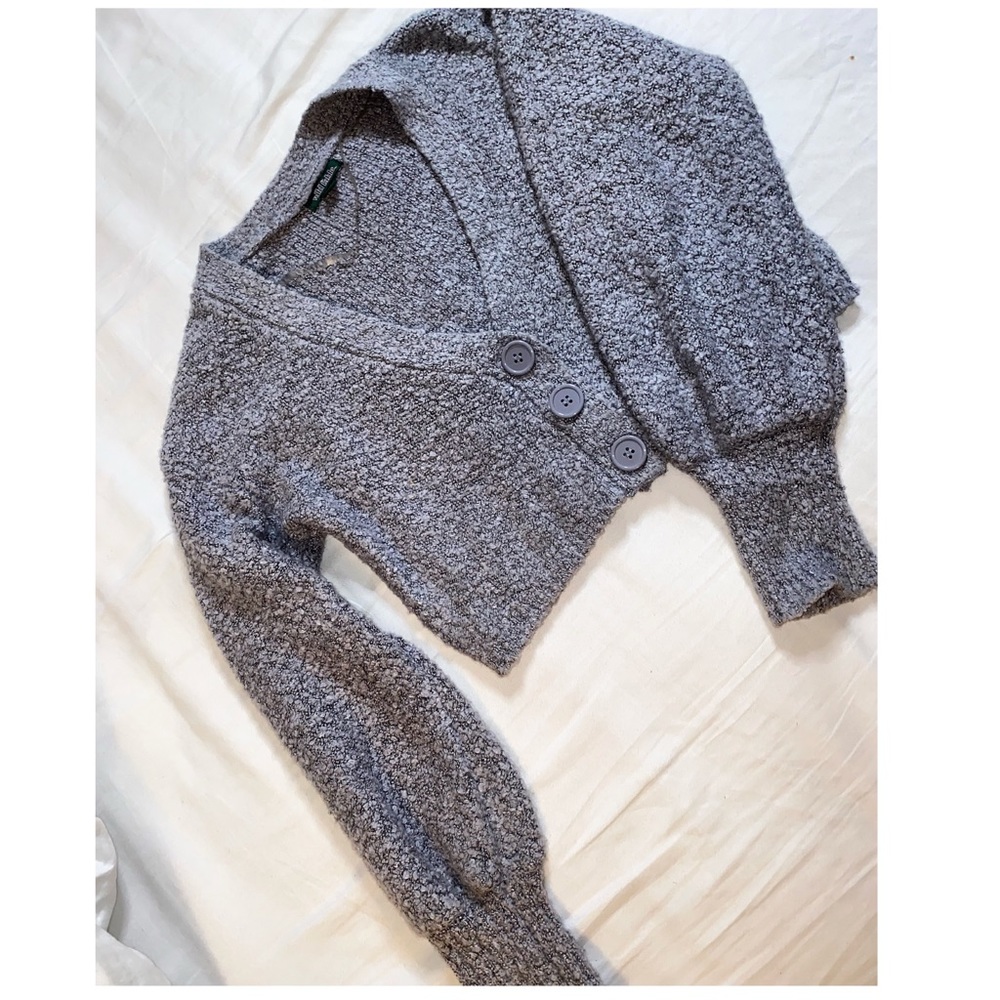 Crop sweater